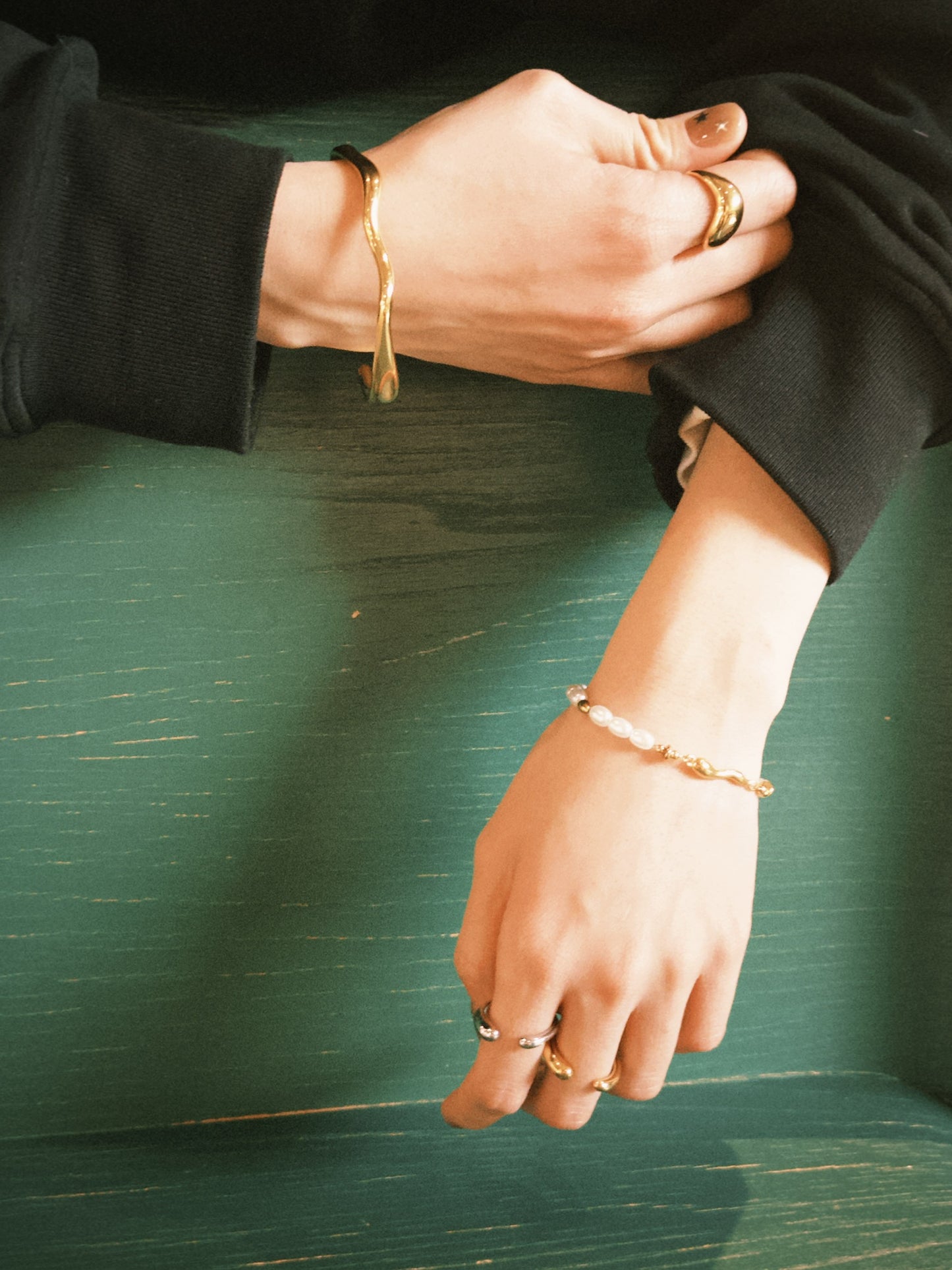 Golden - Chain Pearl Bracelet